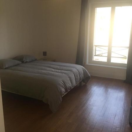 Appartement 1Er Etage Carignan Exterior photo
